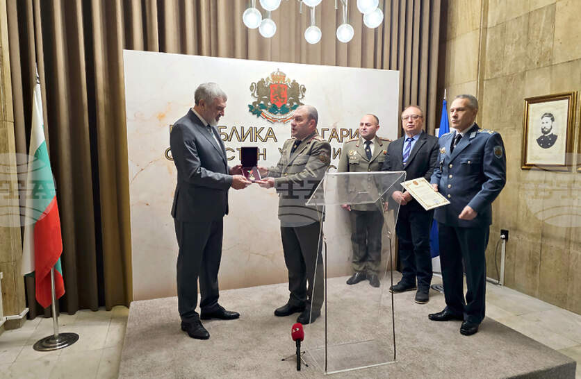 ���������� ��������� �� ���� ���� �������� � �������������� ����� �140 ������ �� �������-����������� ������