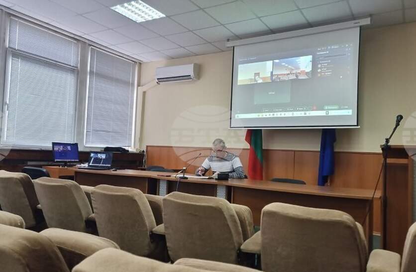 ���� 12 �������� �� ��������� ���� ��������� ������������ �� ��������� �� ������ �� ������������� � ������ ������