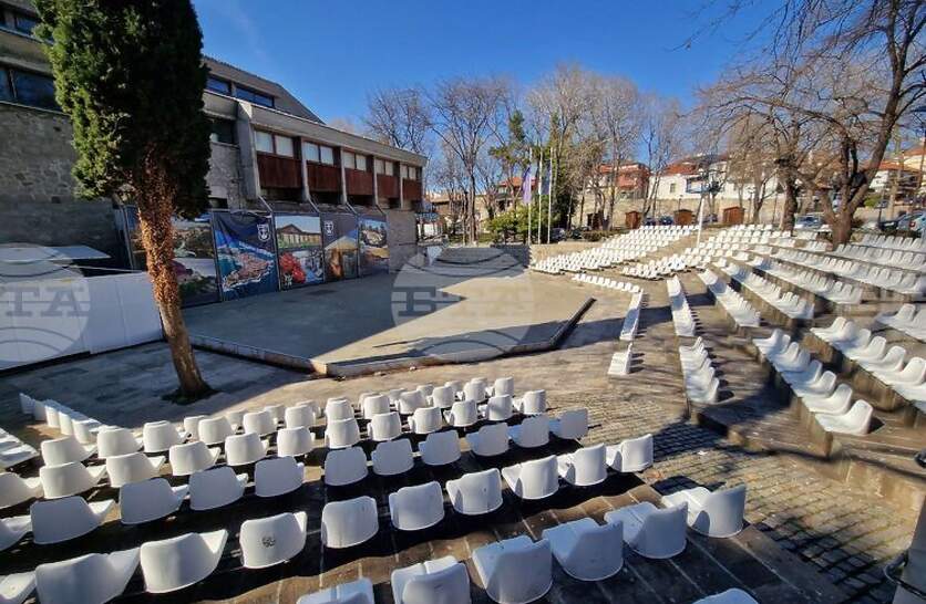 ��������� �� ������� � ���� ��������� ������� �� ������������ ����� �� ������������� �� ������ ������