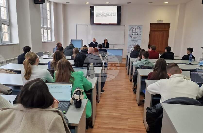 ����� ����������� ������������� �� �� 5 000 ���� �� ������ ���������� �� ��� - ������� ��� ��������, �������� ��� ������ �� �������� �� ������