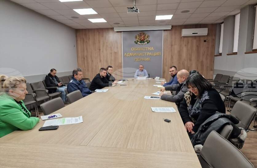 ������ ��������������� ����������� �� ����� � �������� ������ �������� �� ��������