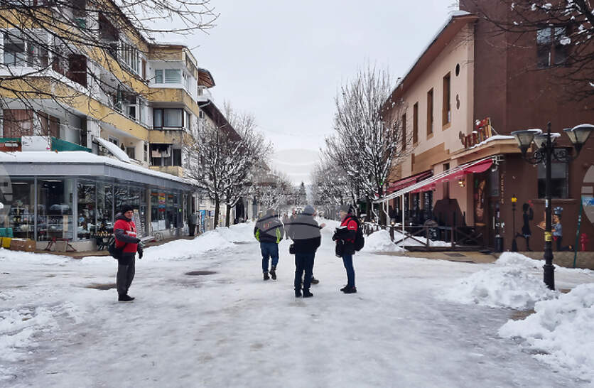 ������ ������ � ������� �� ����� 30 000 ���� �� ����, ���������� ��� ������ �� �������� ����� � �����