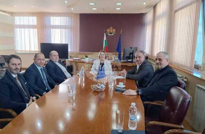 ���������� ��������� �� ������� �� ������ � �������������� ����������� ������� ��������� ����� ������