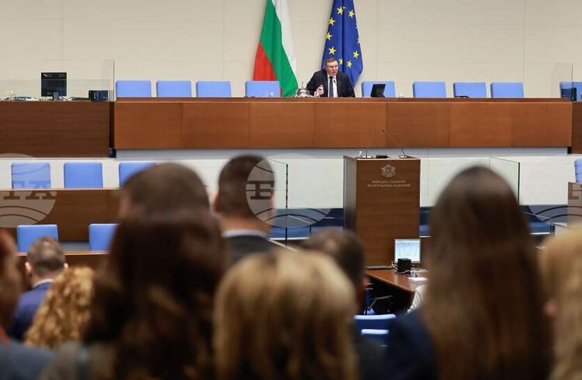 � ��� ������ ���� ���������� �� ������ �� ������� ������ �� ������ �� �����������, ���������� ���� �� � � 10:00 ����