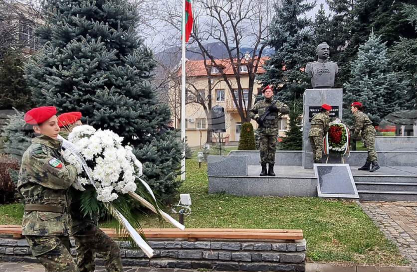 � ���������� ������ ������ � ����� ���� ���������� 166 �. �� ���������� �� ���.-��������� ������ �����