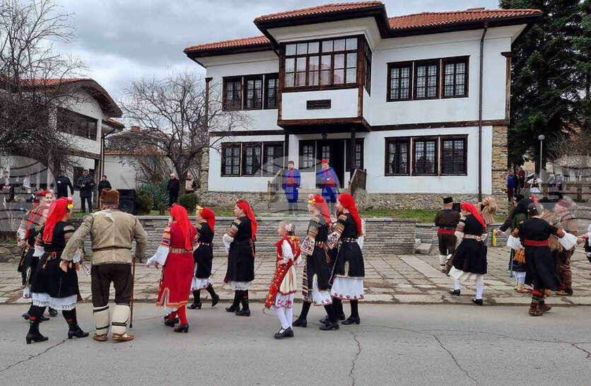 ��� 100 ��������� �� �� ������� � ������������� ����������� �� 31 ������, ��������� �� �������������� �� ���������