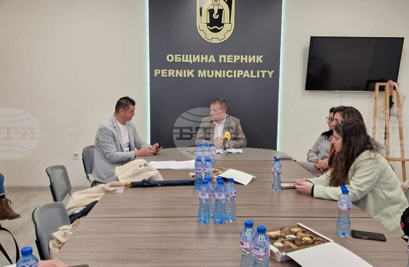 ��������� �� ����� 1043 ��������� �� �������� �� ������� �� ����������� ����� �� �������� ��� ��-���� ������ � ������ ������