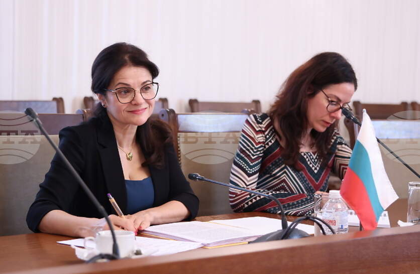 ���������� �� ��������� �������� �� ������������������� ���� ��������-������� ����������� �� ������ ���� � ������ ������