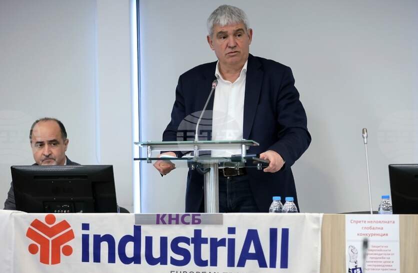 ����� 105 000 ������� ����� � �������������� � ��� �� �������� �� ������ ������, ������� �� ����