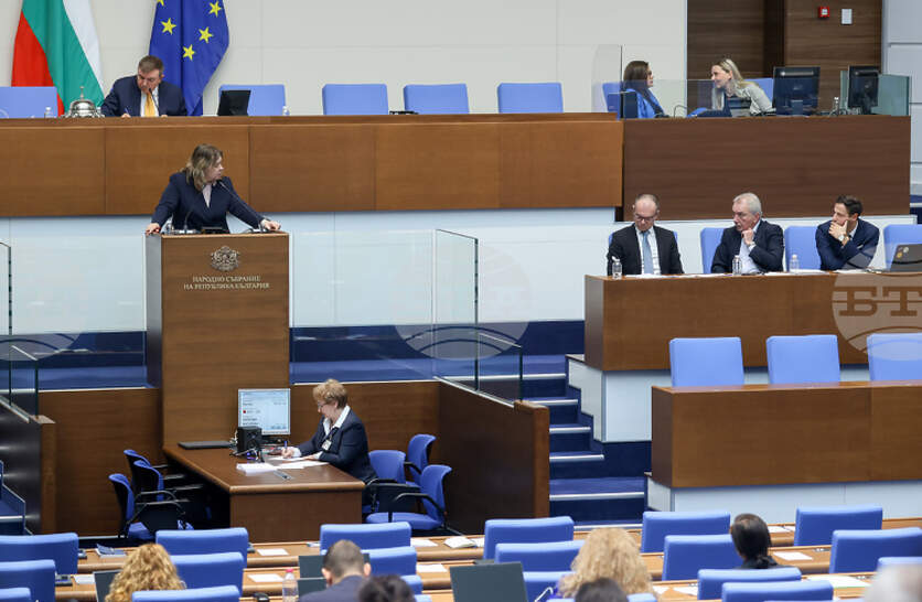 ������ ��� � ������������ �������� �� �� ���������, �� �� ����������� � ��������� ������������ � �������, ������� �� ��� � ���