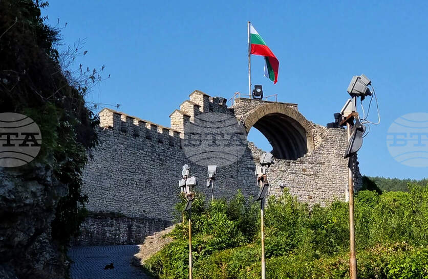 ��������� ������������� ������� �� ���� �������� � ������ �� ����� ������������� ��� �� ������� ������� � 28 ��������