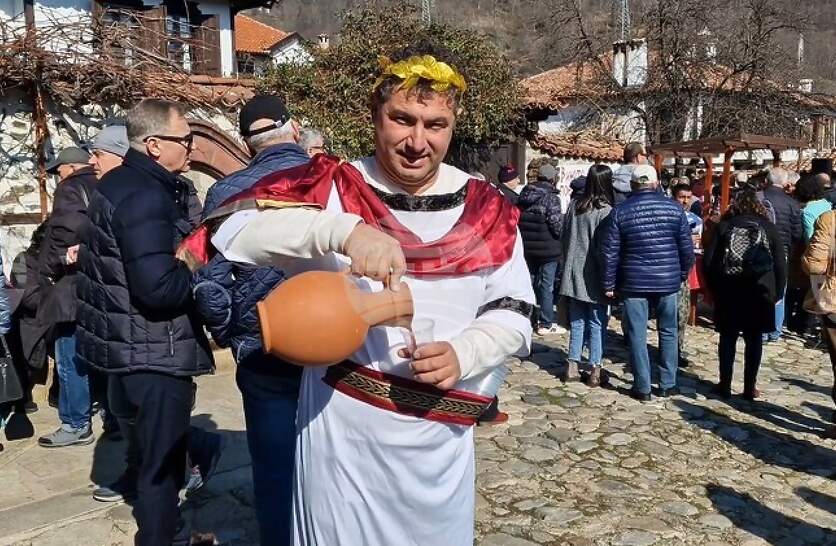 �������� ���� � �������� ����������������� �� �������� � ���������� �� ���-����� ���� �� ������������ � ��������� �� 14 ��������