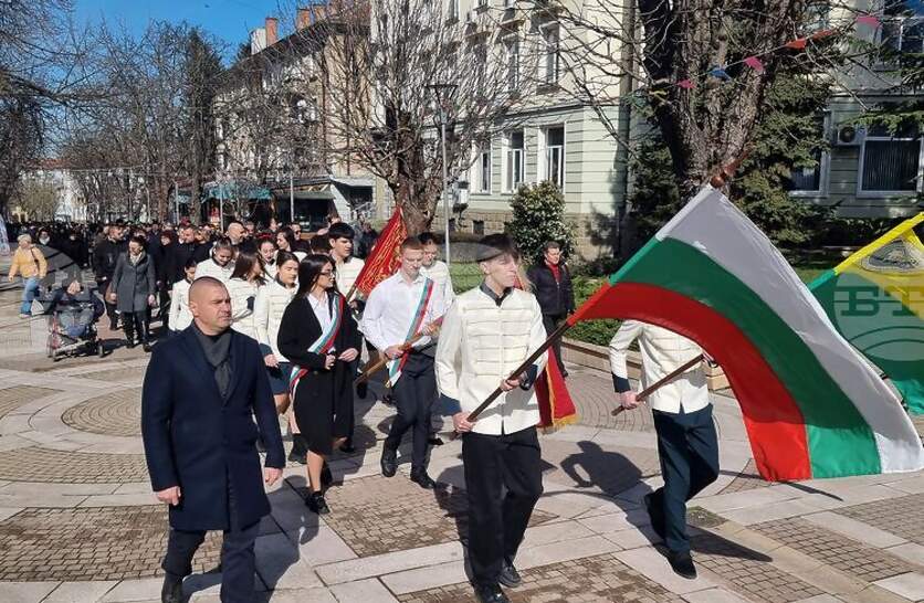 � ����������� ������� � ���������� ����� ������ ����� �� �������� �� ��������� ����� ������ �� ����� 153 ������ �� ������� ��