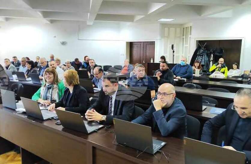 ���������� ����� � �������� ������ ����������� �� ���� ��������� � ����� �� ������� �����������