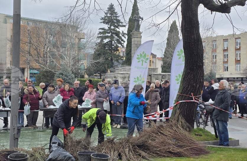 � ������ ���� ��������� 15 000 �������� �� ��������� �� ������������ �������.��