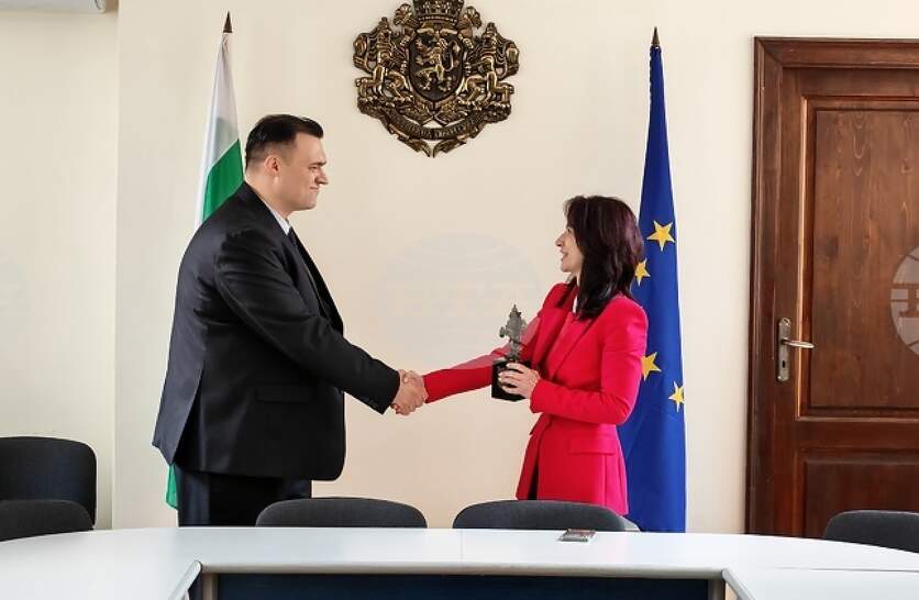 ������ �������� ��������� �� ������� ������ � ��������