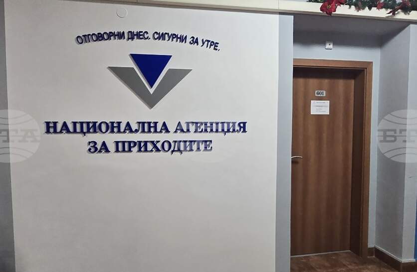 ����� 900 ���� �� ������� ������ �� ����������� �������� �� �� �������� �� ��������� ��������