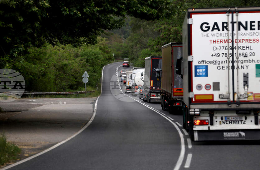 ������ ������� ������ ���������� � �������� ��������-������ �� ����������� � ���� �����