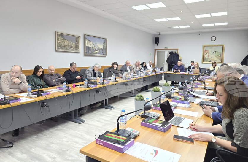 ������ ����� �� ������������ � �������� ����������� �� �������� �������+�, ���� ���������� �����