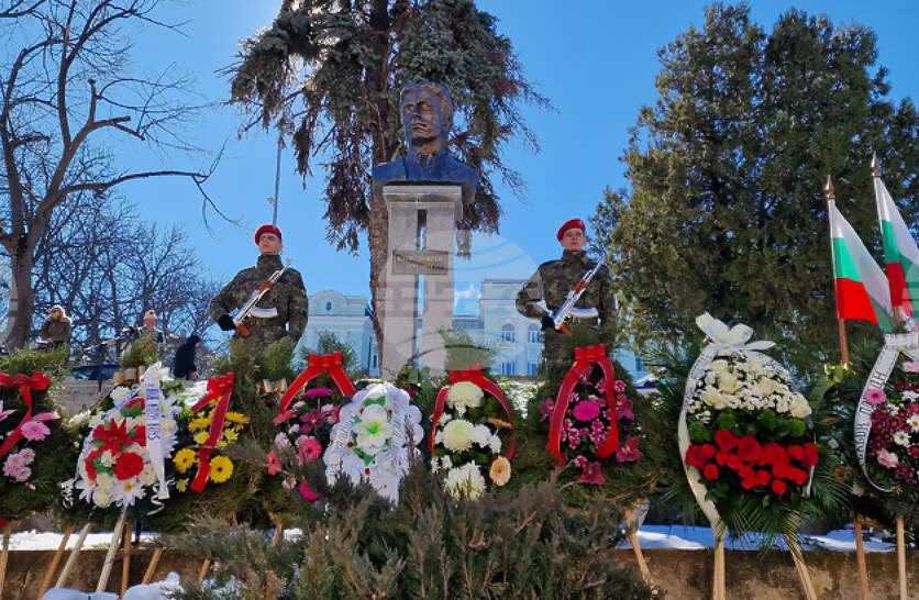 � ��������� � �������� �� ����� � ����� ���� ��������� �� ����� ������ � ����� ���� ���������� 153 �. �� ������� ��