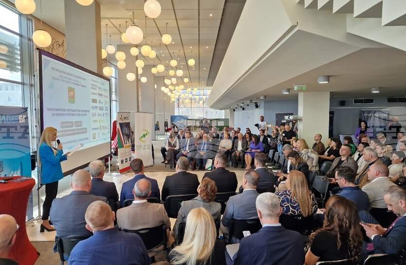 ������ ����������� � ����� ��� ����������, �������� � ��������� �� �� ������ ���� ���� � ����� ������