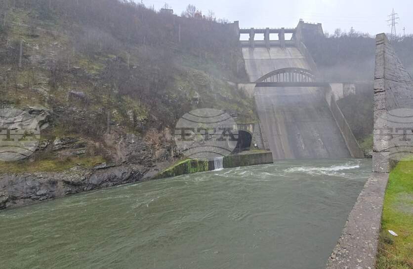 ����� ������ ������� � �������� �� �������� ������������ ���� ������������