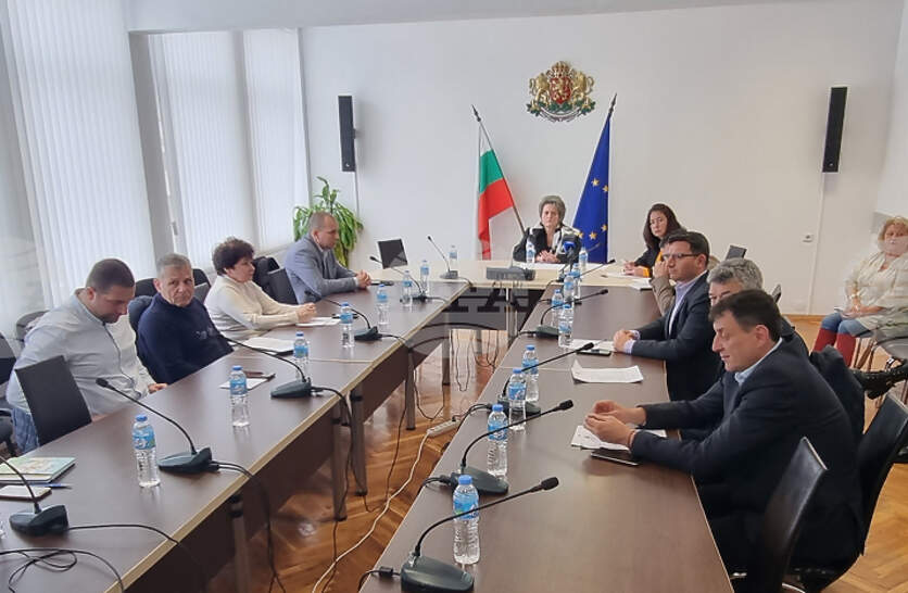 � ��������� �� ������ �� ������������� � ����� ���� ������ �� �������� 128 ������� �� ����������, �������� � ����������� �� ������