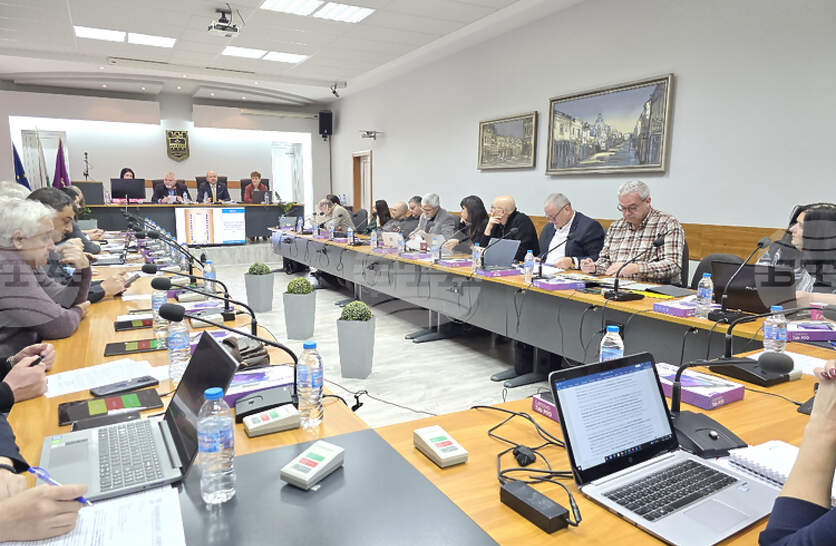 ���������� ����� � ����� ������ ��������� �� ����������� ���� �� 2,252 ���. ���� �� ���������� �� ������ �� ������ �� ��������