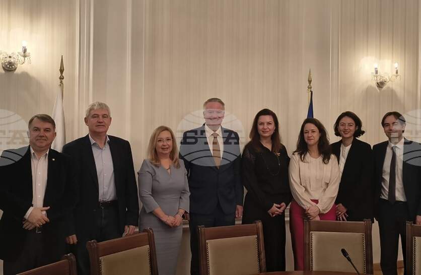 ��� ������ ������������� ������� � ���������� �������� �� ����