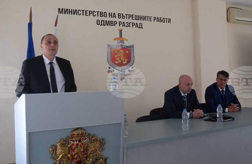 ������ ������� ����� ����� � ������ �������� �� ���������� �������� �� ��� � �������