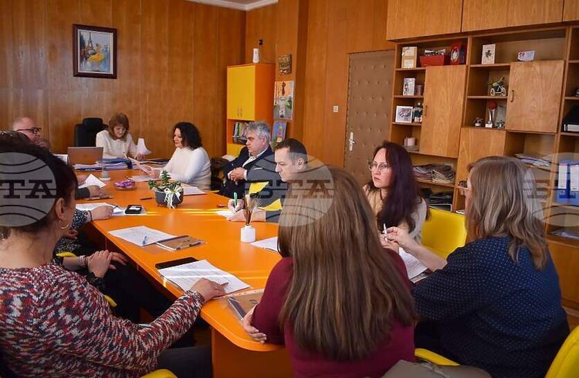 ���� 104 ������������ ����� �� �������� ������ 48 ��������� � ������������ � ������� ���� 2025 �.