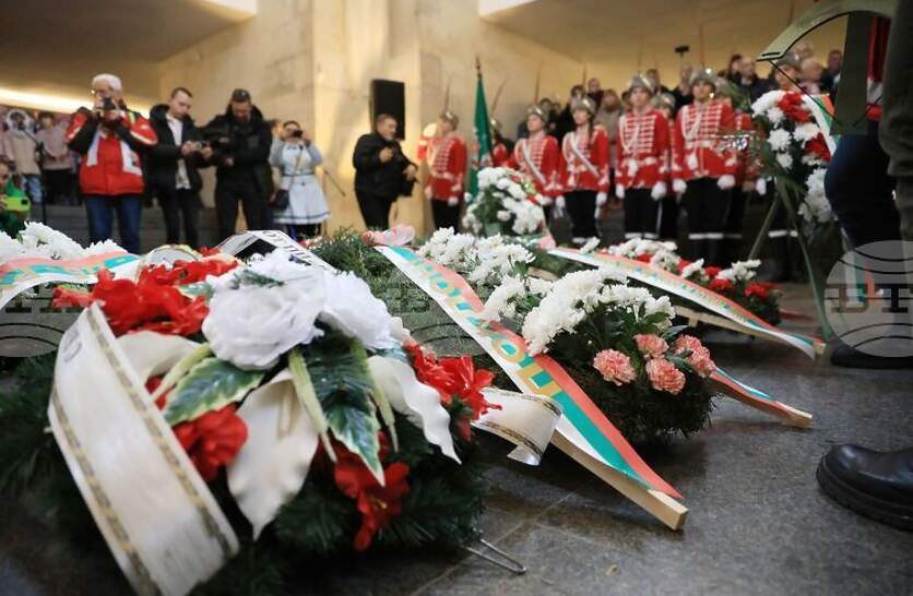 ������� ���������� 148 ������ �� �������������� �� �����