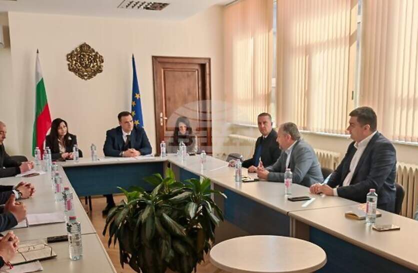 ���������� ��������� �� ������� ������ ������������ �� �������� �� 19 ����� � ��������� �� �������� ������