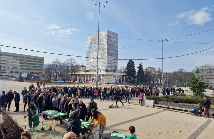 ����� 16 ������ �������� ���� ��������� � ������ �� ���������� �� ������.��