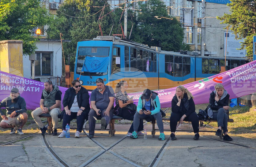 ���� ����� �������� � ������� ������� � ������ �� ��-������ �������, ������� �� ����� � � ����������