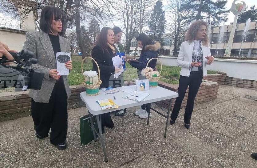 ������������� �� ������� � �������� ��������� ���������� ����� �� ������ � ���������