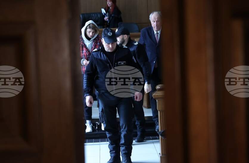 ����� ������ � ������ 39-��������� ����, ��������� � ��� �������� ���� � �����