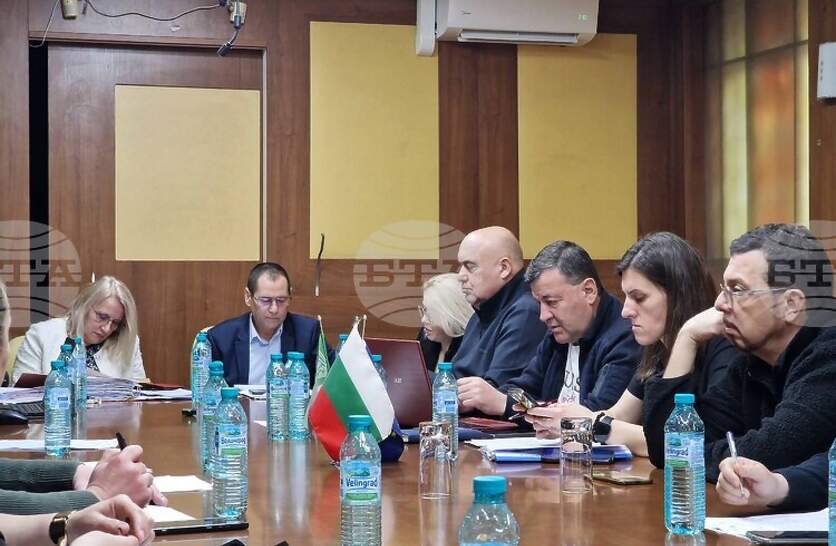 ������ ����� �� ������������ � �������� ����������� �� ��������� ����� �� ������� � ��������������� ��������, ���� ���������� �����