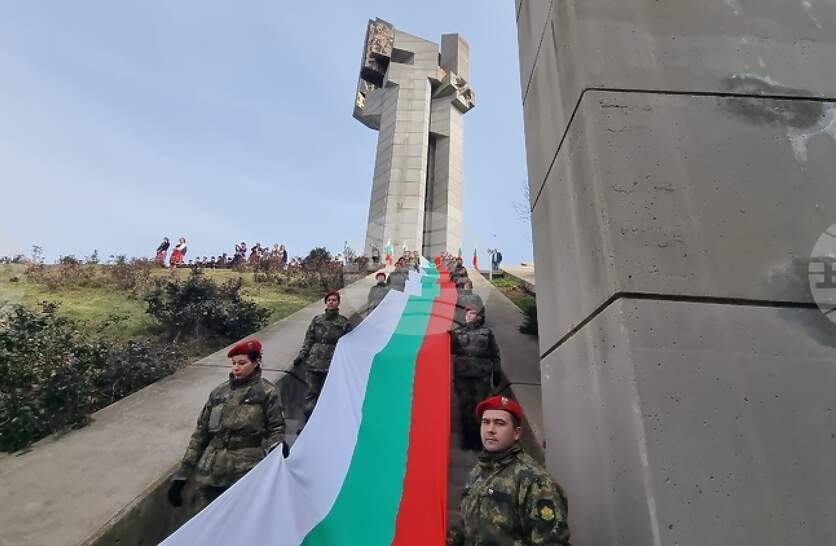 ������ �� �������� � ��������� ������� ��� ���������. �� ������� ����������� �����!� � �������� �� ���� 300-������ ����������� � ����� ������