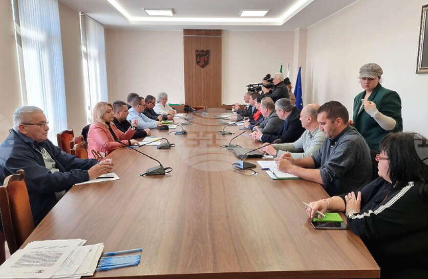 ������������� ���� �� �������� �� ����������� ����������� ������� � ������ ����� �� ���� �� 19 �����