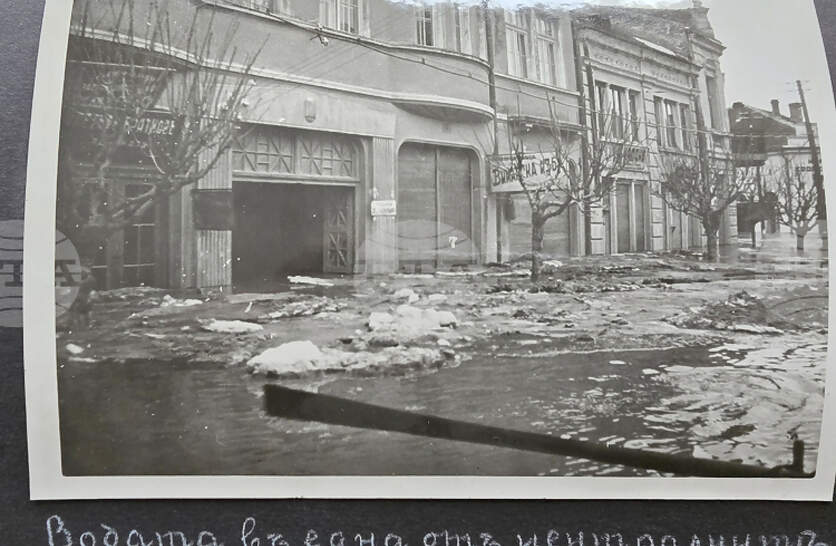 �������� ����� � ����� ��������� ������ ������������ ����� �� ��������������� ���������� ���� 1942 �.