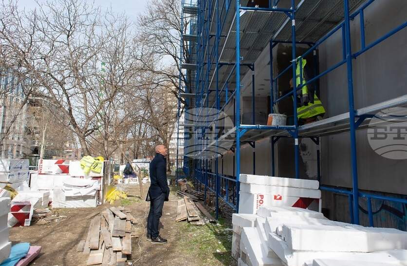 ���������� ���������� �� ������� ������ �� ���. �������� � �������, ������������ � �� �������� 1,1 ���. ����