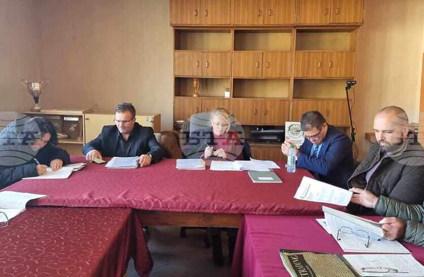 �������� �����-�������� �� ������� ��������� �������� �� ���������� � ������������ � �������� �����