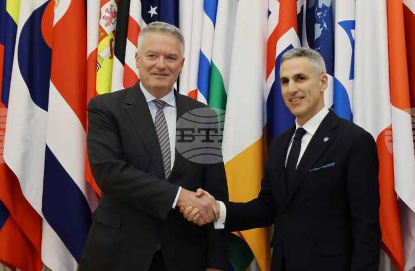 ���������� �� �������� � ���� ������ ������������� ���������� ���������