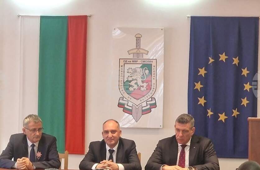 ������ ������� �������� ��������� ��� ������������� �� ���������� �������� �� ��� � ������