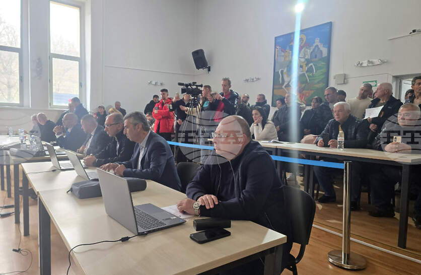 ���������� ����� � ������ �������� ����� �� ������������ � ������ �������� �� ���� 