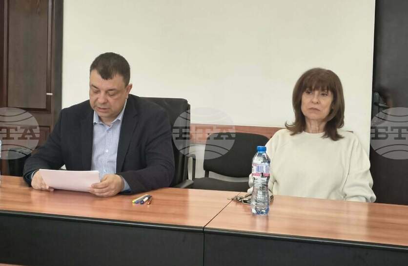 ������ �������� ������ �� ������������ �� ���� �������� ������ � ���� �������