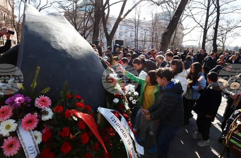 � ������� � ��������� �� ����� � ����� � ����� ���� ���������� 83 ������ �� ����������� �� ����������� �����