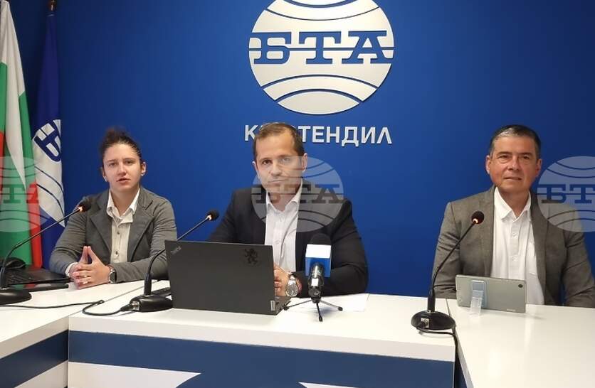 ����� ������ � ������� �� ������� �� ����������� � ������������ ������