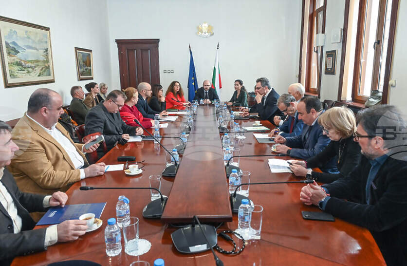 ���������� ������������ � ���������� �� ������������ �� ��������� ��������� �� ������� ������� � ��������� �����, ������ ��������